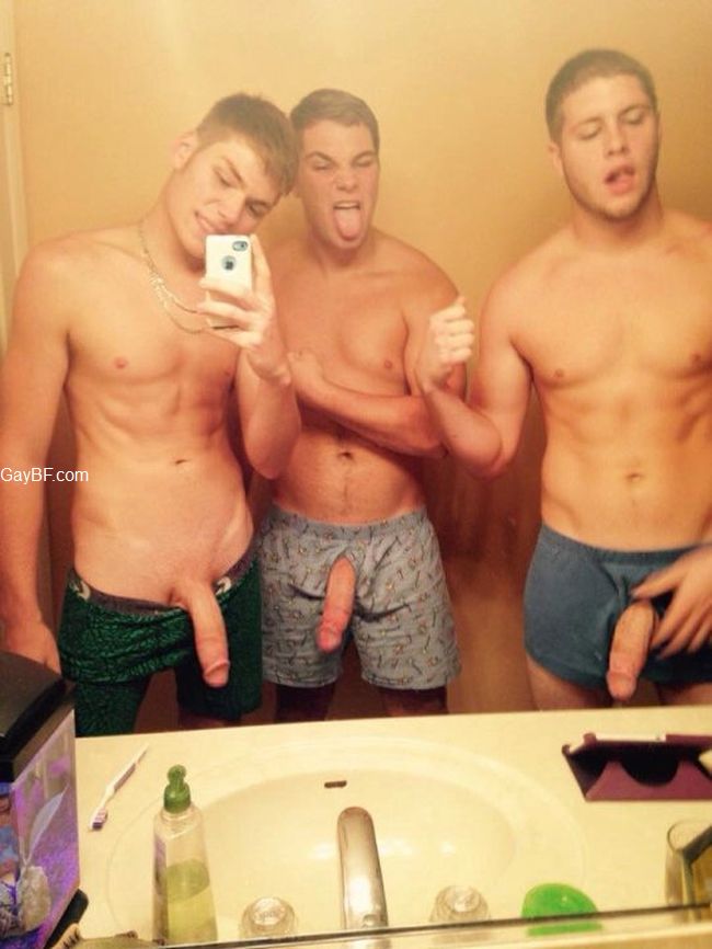 Gay Porn Stars & Hot Guys To Follow on Snapchat