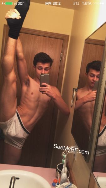 Naked Guys Selfies — Hot Nude Guys Self Pics from Instagram and snapchat
