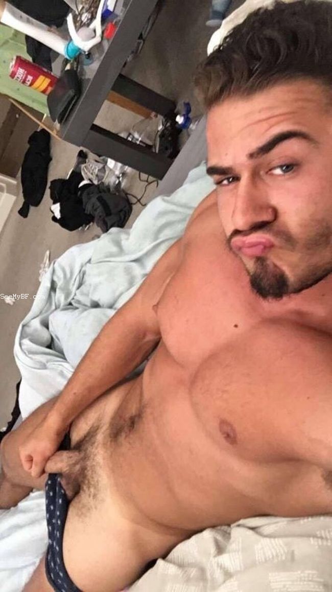 Naked Instagram Guys Bearing All - Gay Body Blog - featuring photos