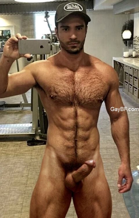 GAY BF XXX Muscle Guy Big Cock Gym Workout & Amateur Naked Boys Selfies Showing Cock