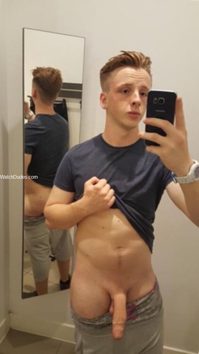 new men selfies of muscle guys working out nude, free gay porn and how to make a shirtless selfie for any gay or straight man from instagram and snapchat