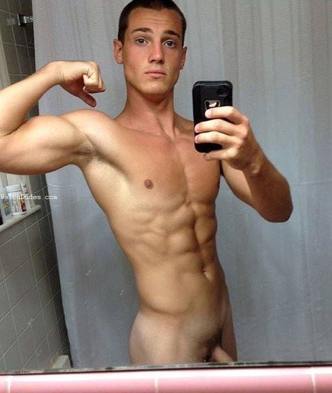 Free Gay Porn Hung and Handsome nude man selfie big penis post on instagram gay nude