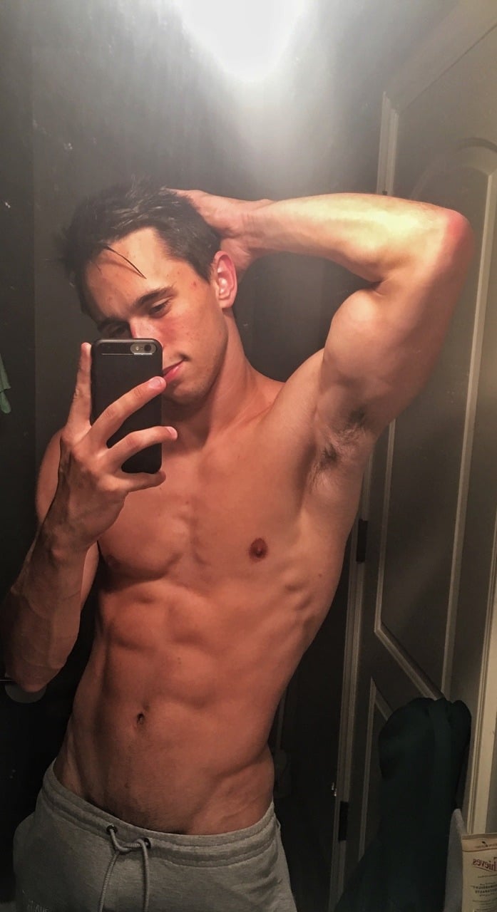 Amateur Gay Porn Videos and Homemade Gay Sex Movies and nude male selfies from instagram