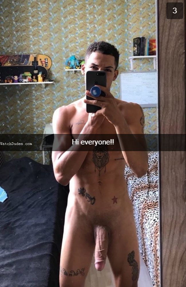 Big Cocks Cams - Naked Men with Huge Cocks in Gay Chat