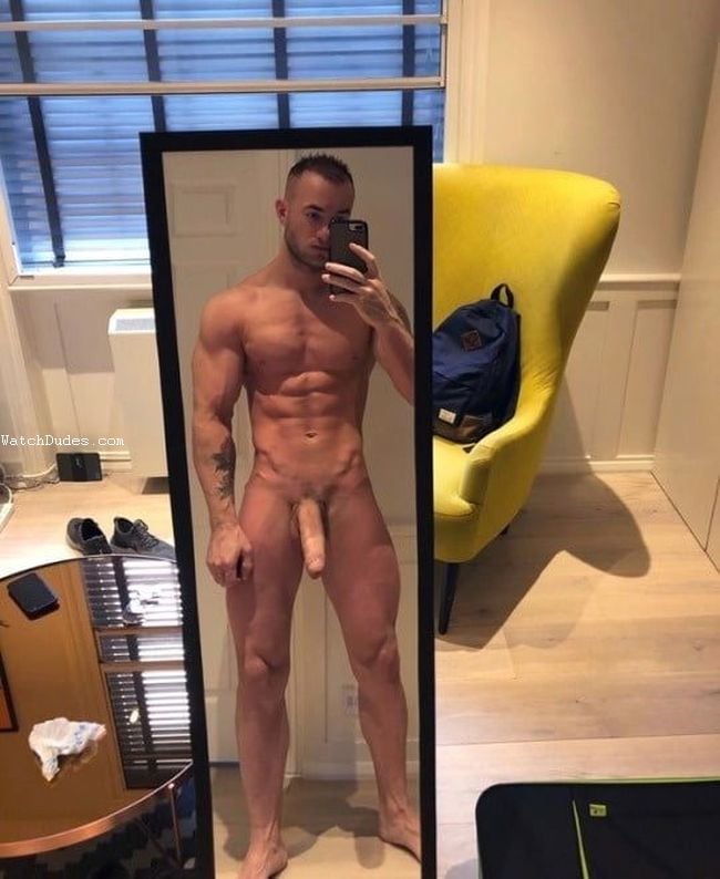 Nude iphone selfies