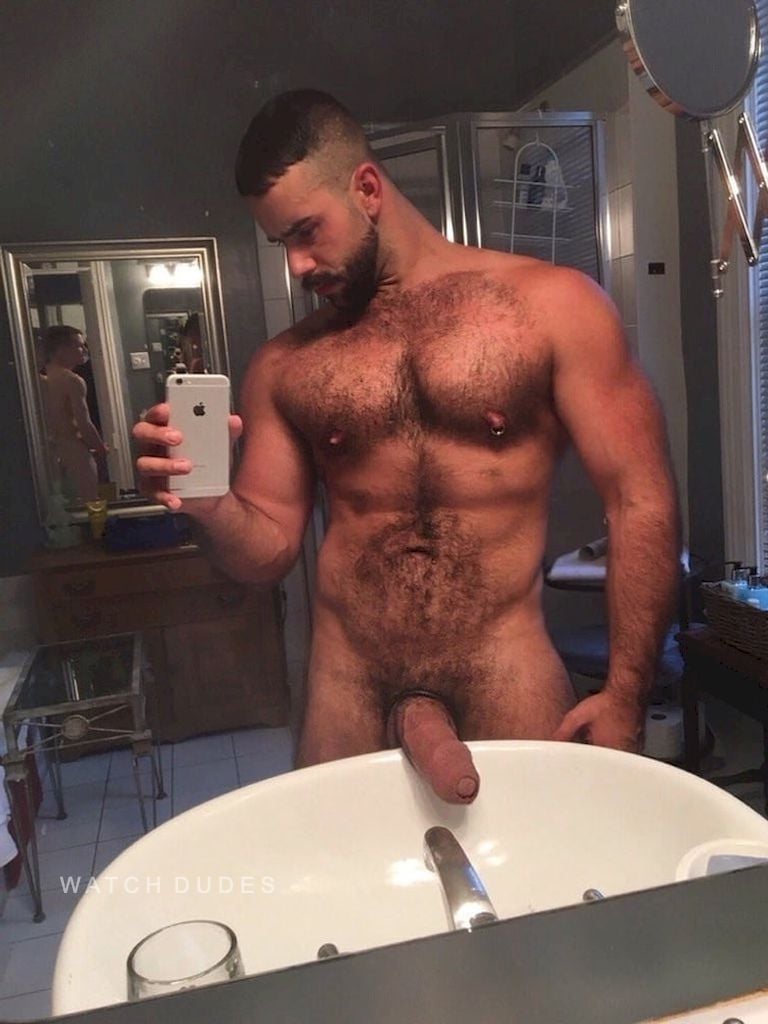 amateur male submitted pics