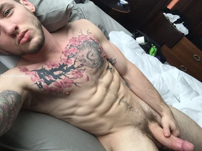 Now you can watch free gay bf .com has Amateur pics and galleries. We also have gallery posts of big dick studs and hunks in hardcore action and big cocks and nude men selfies