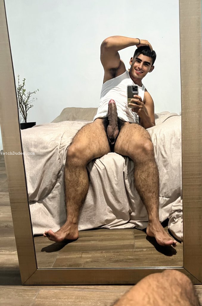 Watch Snapchat Sexting gay porn videos for free