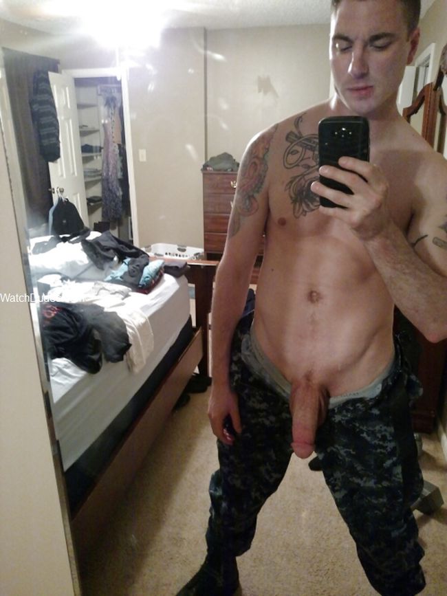 Naked Flirt - Gay Instagram | Gay BF - Free Real Amateur Gay Porn ...